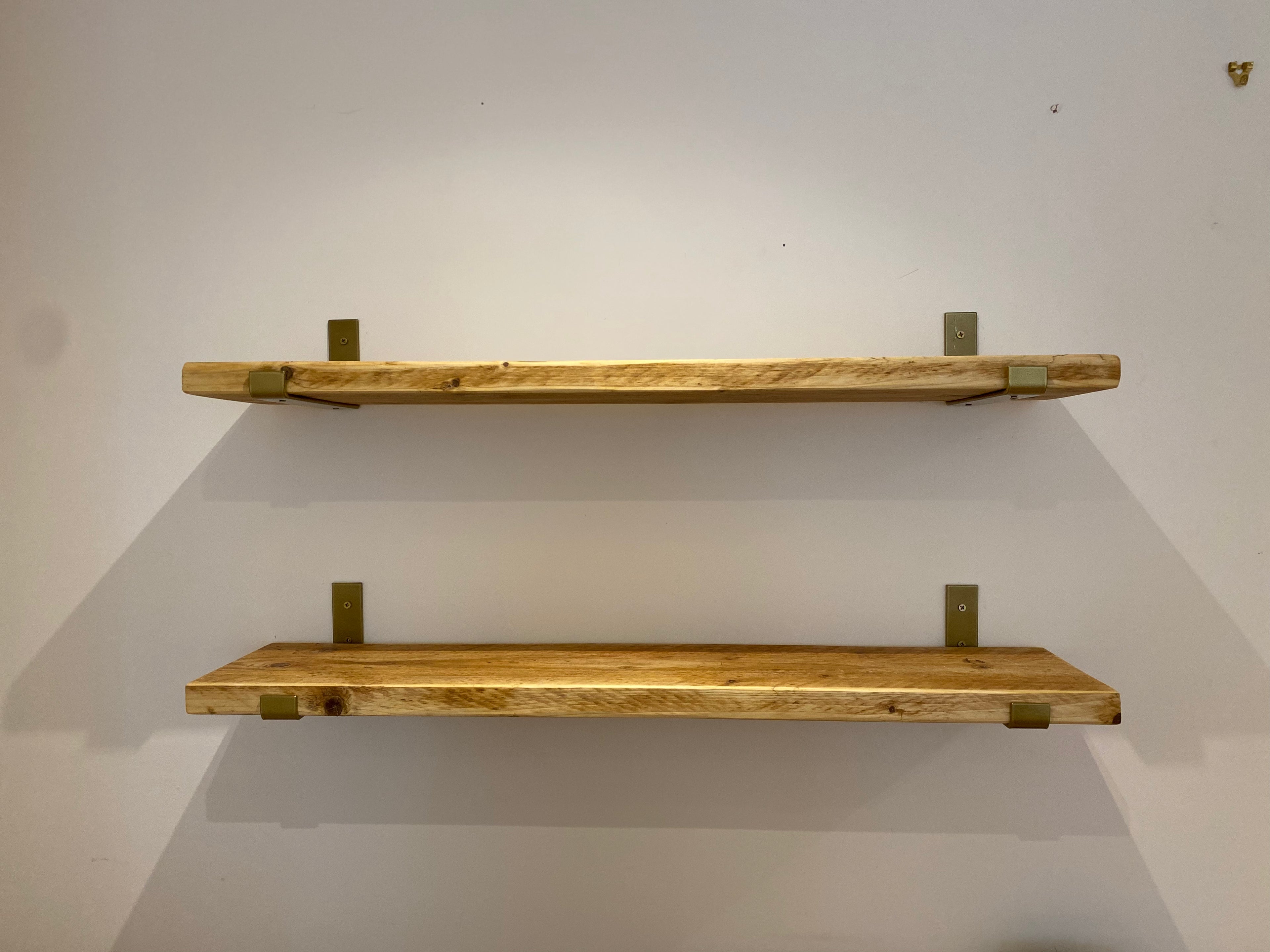 Reclaimed Wood Scaffold Shelves with Industrial Brackets – (30cm Deep) - The Clovelly